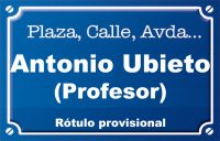 Profesor Antonio Ubieto (calle)